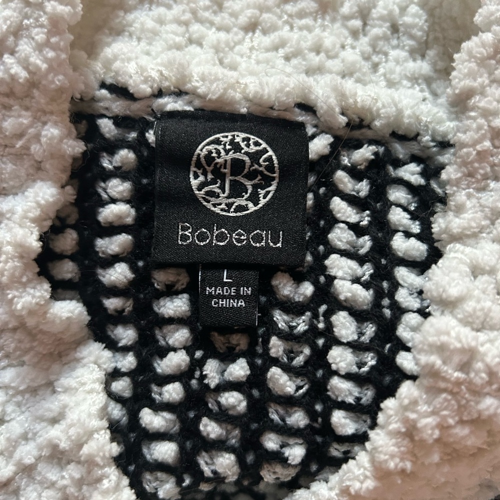 Bobeau Colorblock Sweater - Picture 4 of 4